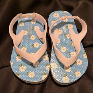 Old Navy toddler girls flip flops size 7